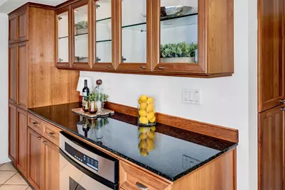 733 Lake Street S #1-A, Kirkland, WA 98033 - Photo 13