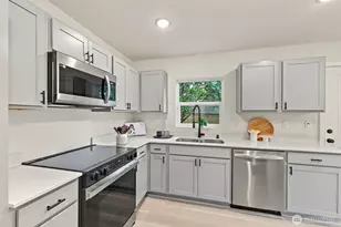 14049 1st Ave NW, Seattle, WA 98177 - Photo 7
