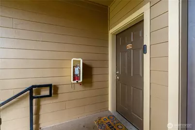 18930 Bothell Everett Highway #E203, Bothell, WA 98012 - Photo 3