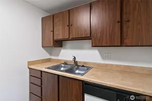 6010 Glen Mary A-D SE, Lacey, WA 98503 - Photo 11