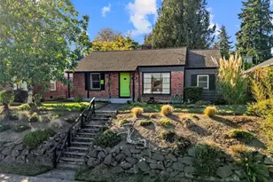 6251 37th Ave NE, Seattle, WA 98115 - Photo 29