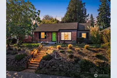 6251 37th Avenue NE, Seattle, WA 98115 - Photo 1