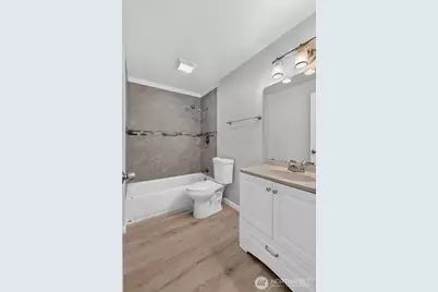 10410 12th Avenue Ct S, Parkland, WA 98444 - Photo 11