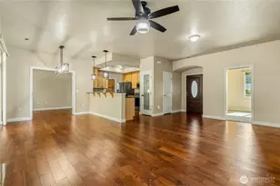 403 SE 3rd St, College Place, WA 99324 - Photo 5