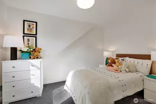 413 Lynn St, Seattle, WA 98109 - Photo 21
