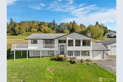 625 Sunnyside Boulevard, Lake Stevens, WA 98258 - Photo 1