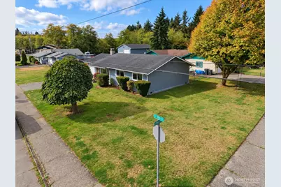 306 J Street, Cosmopolis, WA 98537 - Photo 1