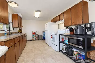 306 J Street, Cosmopolis, WA 98537 - Photo 7
