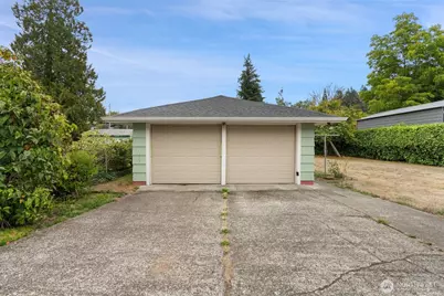 630 N Constitution Avenue, Bremerton, WA 98312 - Photo 11