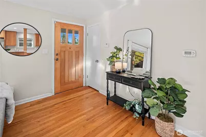 6302 37th Avenue SW, Seattle, WA 98126 - Photo 5