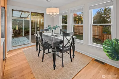6302 37th Avenue SW, Seattle, WA 98126 - Photo 13