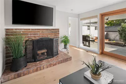 9011 44th Avenue SW, Seattle, WA 98136 - Photo 19