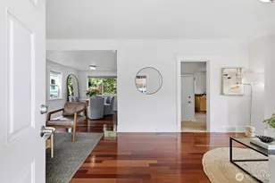 626 W Emerson St, Seattle, WA 98119 - Photo 3