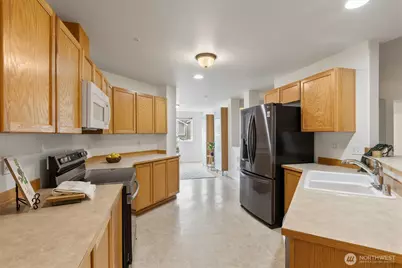 2715 143rd Street SW #D, Lynnwood, WA 98087 - Photo 15