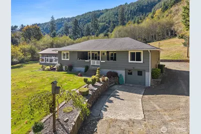 1120 Lombard Street, Raymond, WA 98577 - Photo 1