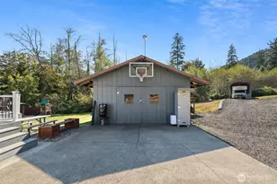 1120 Lombard St, Raymond, WA 98577 - Photo 27