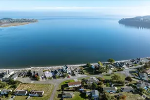 2043 SW Dillard Ln, Oak Harbor, WA 98277 - Photo 31