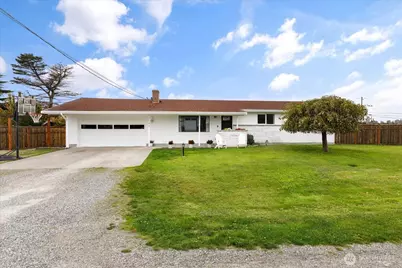 2043 SW Dillard Lane, Oak Harbor, WA 98277 - Photo 1