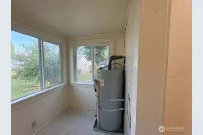 289 19th Avenue, Longview, WA 98632 - Photo 9