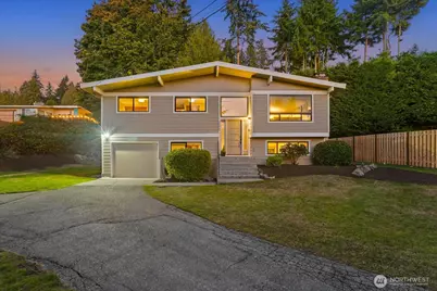 22007 100th Avenue W, Edmonds, WA 98020 - Photo 1