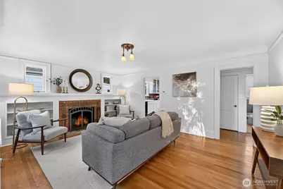 6246 7th Avenue NW, Seattle, WA 98107 - Photo 3