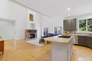2445 W 10th St, Washougal, WA 98671 - Photo 15
