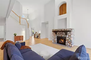 2445 W 10th St, Washougal, WA 98671 - Photo 11