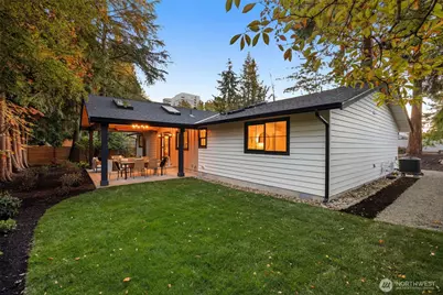 10836 NE 12th Place, Bellevue, WA 98004 - Photo 31