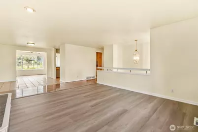 8507 39th Avenue S, Seattle, WA 98118 - Photo 7