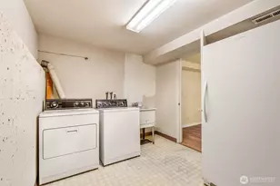 8507 39th Ave S, Seattle, WA 98118 - Photo 29