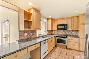 8507 39th Ave S, Seattle, WA 98118 - Photo 15