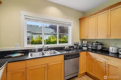 7791 NE 122nd Lane #4, Kirkland, WA 98034 - Photo 11