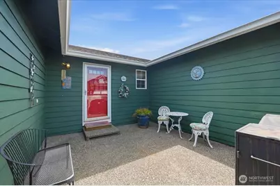 3226 64th Avenue NE, Marysville, WA 98270 - Photo 3