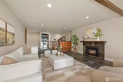 8619 NE 24th Street, Clyde Hill, WA 98004 - Photo 25