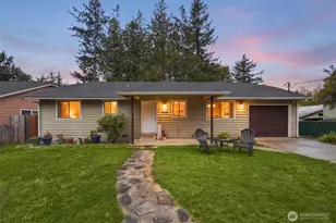 213 3rd St, Gold Bar, WA 98251 - Photo 1