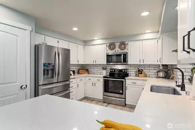 14205 Crown Point Place NW, Silverdale, WA 98383 - Photo 9