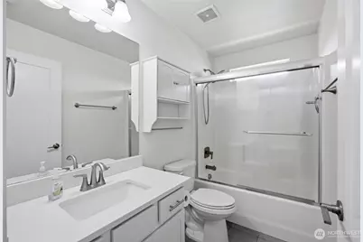 123 E 9th Avenue #8, Moses Lake, WA 98837 - Photo 23