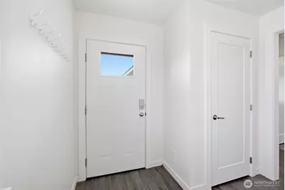 123 E 9th Avenue #8, Moses Lake, WA 98837 - Photo 7