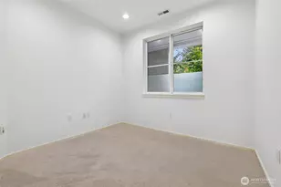 1805 134th Ave SE, Bellevue, WA 98005 - Photo 21