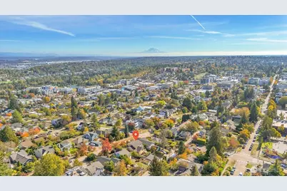 4049 40th Avenue SW, Seattle, WA 98116 - Photo 3