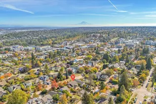 4049 40th Ave SW, Seattle, WA 98116 - Photo 3