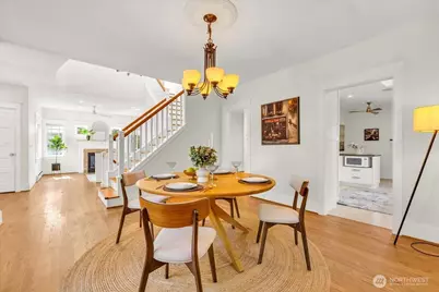 4049 40th Avenue SW, Seattle, WA 98116 - Photo 15