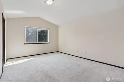 19627 1st Avenue SE, Bothell, WA 98012 - Photo 17