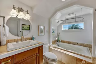 919 N 76th St, Seattle, WA 98103 - Photo 21