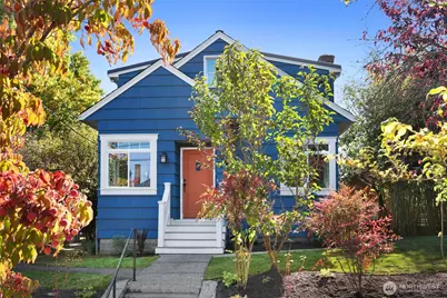 919 N 76th Street, Seattle, WA 98103 - Photo 1