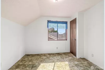 117 Manteca, Kelso, WA 98626 - Photo 23