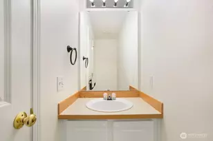 5301 164th Ave SE, Bellevue, WA 98006 - Photo 9