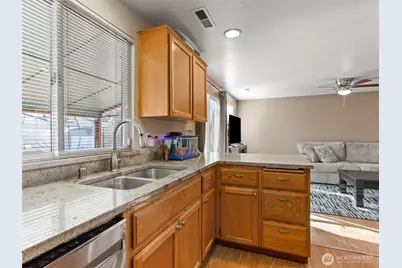 2901 NW 2nd Circle, Battle Ground, WA 98604 - Photo 9