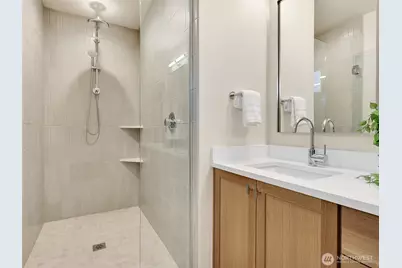 1410 N 47th Street #A, Seattle, WA 98103 - Photo 17