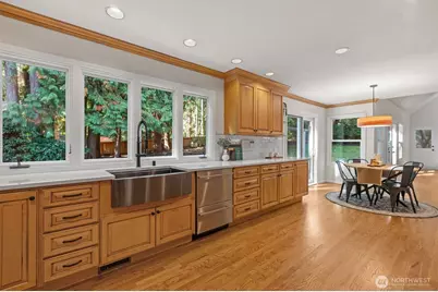 14605 181st Place NE, Woodinville, WA 98072 - Photo 9